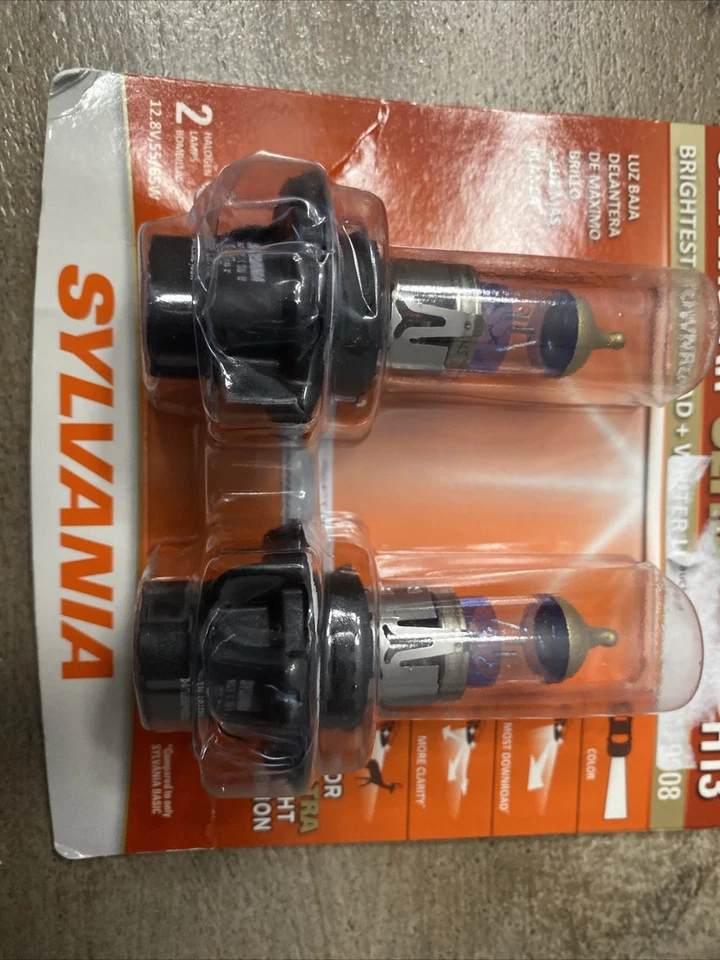NUEVO - Bombillas de faros de alto rendimiento Sylvania Silverstar ULTRA H13 / 9008 Foto 4 de 4