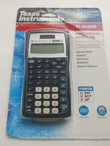 NEW IN PACKAGE Instruments du Texas TI-30XIIS Calculatrice scientifique Solaire/Batterie