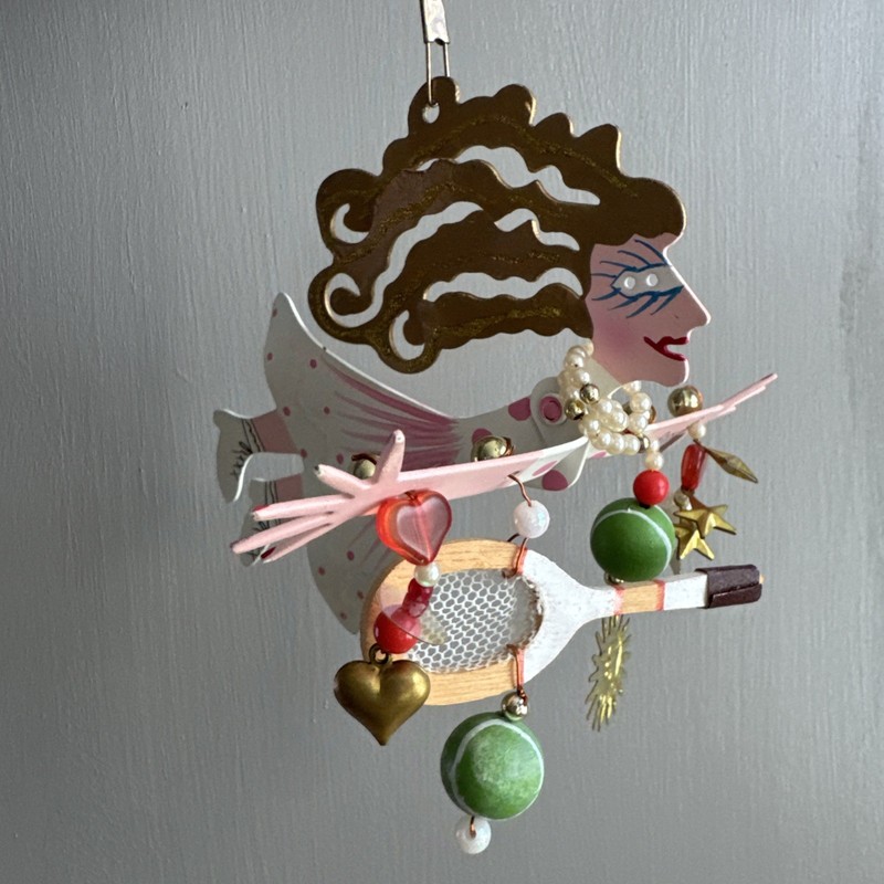 FANCIFEL FLIGHTS  Karen Rossi For Silvestri Tennis Player Metal Xmas Ornament