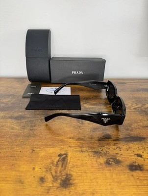 確実本物　PRADA プラダ　サングラス　ロゴ　ブラック　PR17WSF 確実本物 PRADA プラダ サングラス ロゴ ブラック PR17WSF Prada