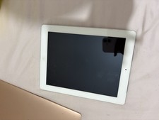 Apple iPad mini 1st Gen. 16GB, Wi-Fi, 7.9in - White & Silver