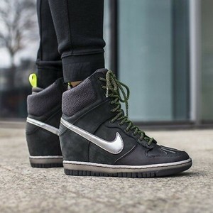 Nike Dunk Sky Hi Sneakerboot 2.0 Wmn Sz 6 Wedge Black/Mtllc Silver 684954-001 883419433290 | eBay