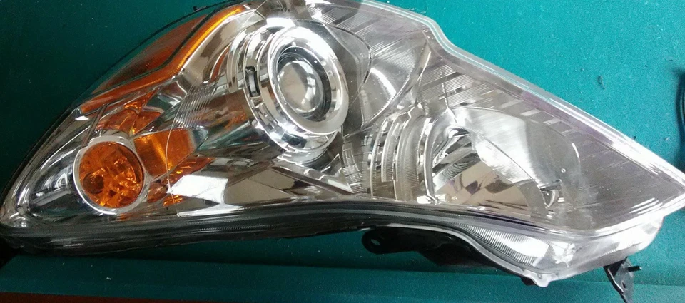  Conjunto de lámpara de faro izquierdo Subaru Legacy lado del conductor OEM USADO   Foto 4 de 4