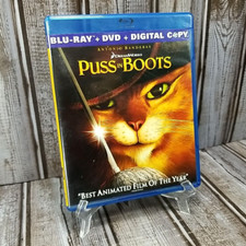 Puss in Boots 2-Disc Blu-ray  DVD Combo, 2012 DreamWorks Antonio Banderas