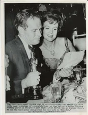 CHARLTON HESTON-ORIGINAL PHOTO-CANDID W/WIFE-ACADEMY AWARDS
