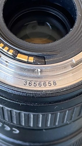 Canon EF 16-35mm F/2.8L II USM - Wide Angle L-Series Camera Lens Used - Picture 6 of 13