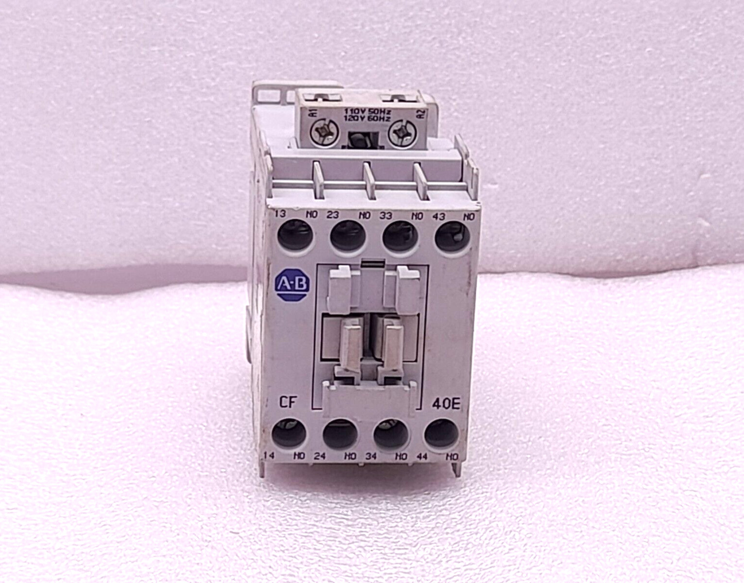 Allen Bradley 700-CF400* Ser A Contactor 110V50Hz 120V60Hz CF 40E