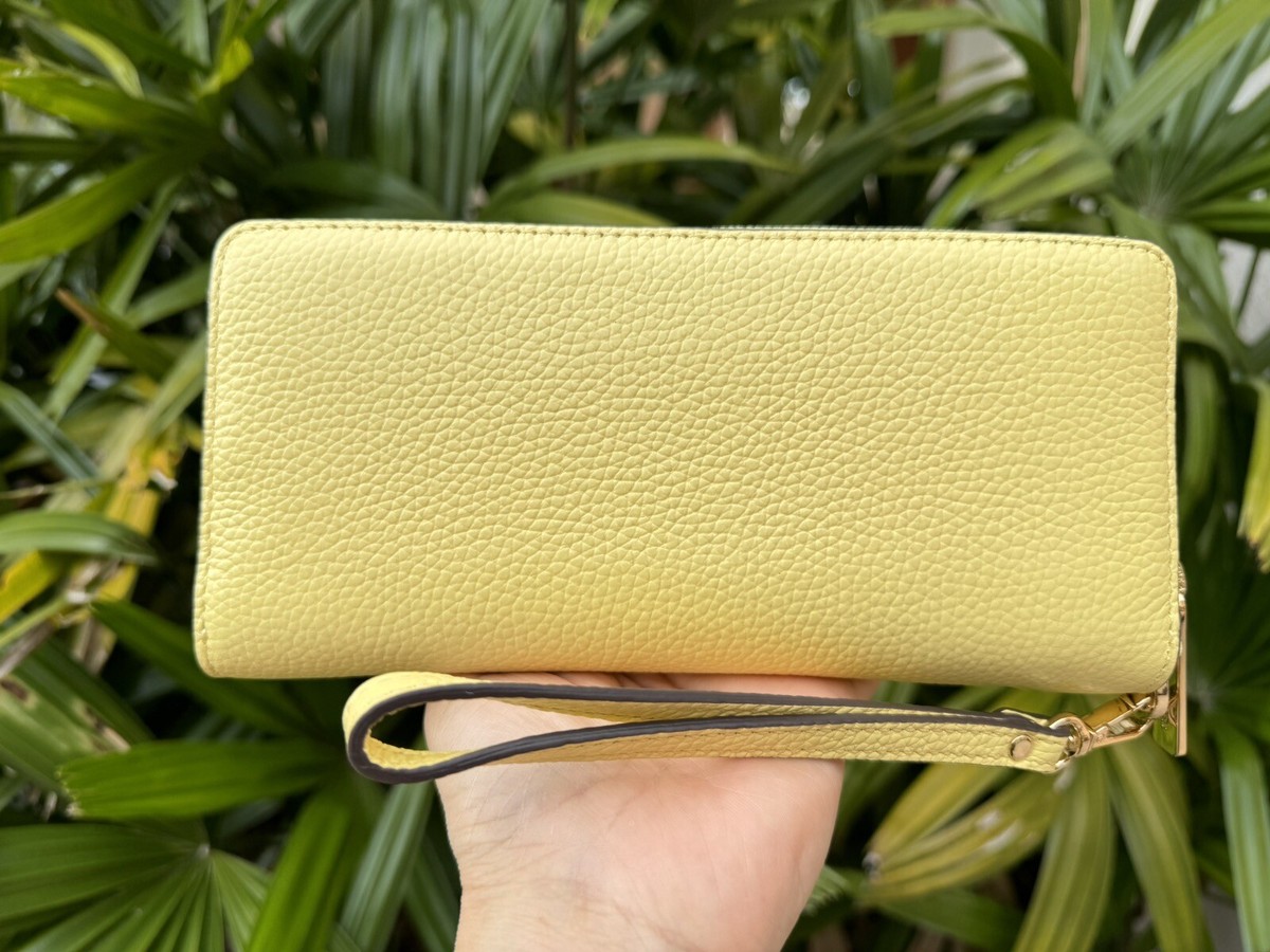 MICHAEL KORS JET SET TRAVEL CONTINENTAL LARGE LEATHER WRISTLET