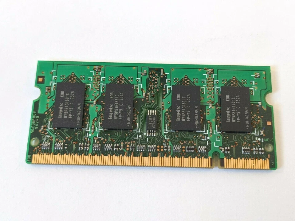 Hynix RAM 1GB Laptop Memory DDR2 PC2-5300S-555-12 - Image 3 of 3