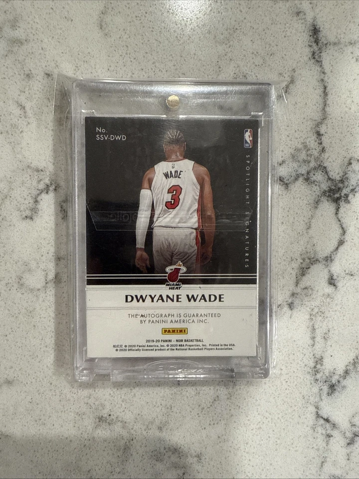 Dwyane Wade 2019 Noir Spotlight Signatures automático/49 juego final Foto 2 de 2