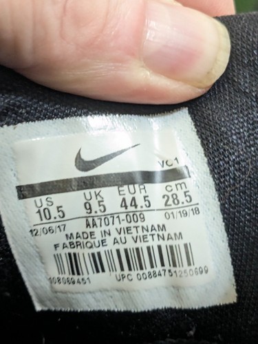 Nike Kyrie Flytrap Größe 10,5 - 2017 schwarz/gold/gummi Basketball Turnschuhe - Bild 6 von 9