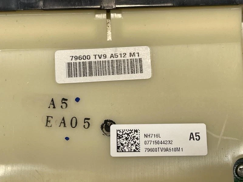 2016-2018 ACURA ILX HEAT/AC CONTROLLER BLACK TC: -A -A 73K -TECHNOLOGY- 57628 - Image 2 of 4