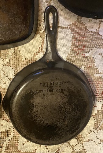 5 Wagner Ware Lodge Cast Iron Skillet Griddle Pans - Picture 4 of 10