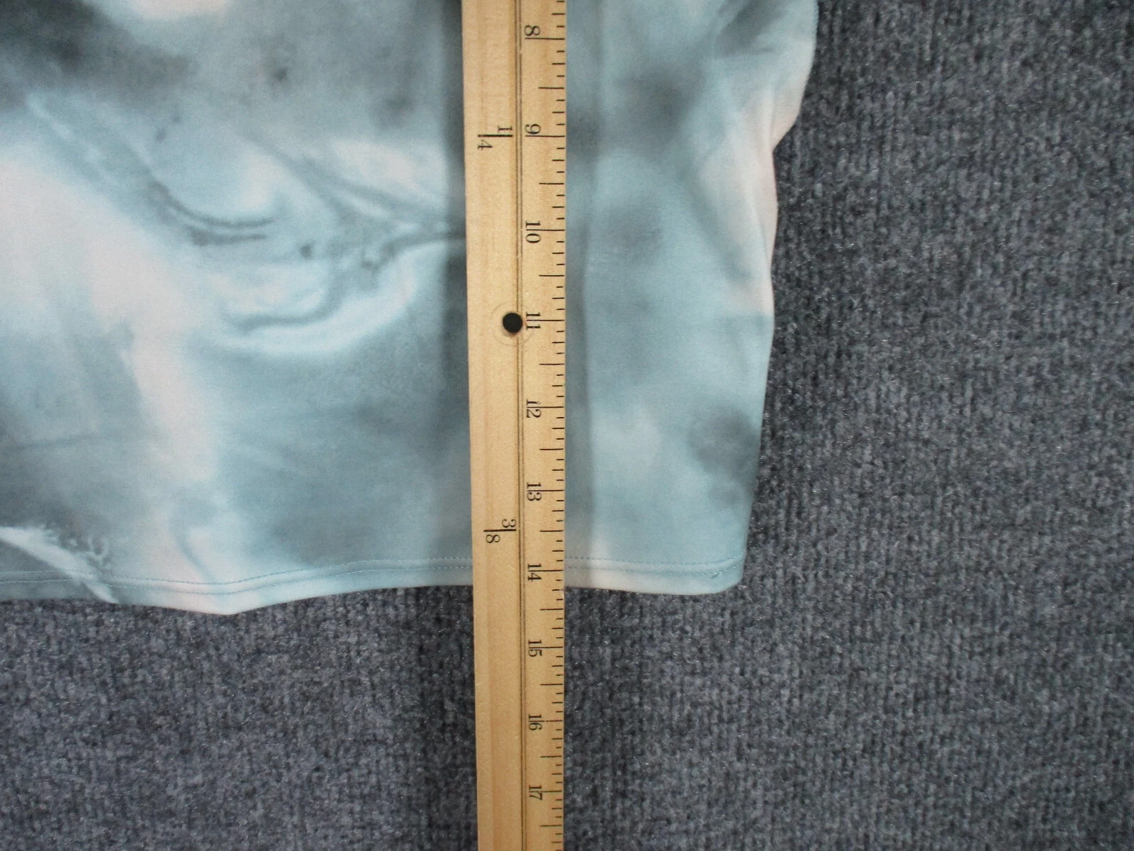 athleta tie dye cropped shelf bra pullover tank-top