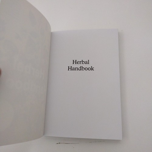 Herbal Handbook Paperback 51 Profiles in Words & Art 1st ed. 2022 NY Botanical - Picture 6 of 8