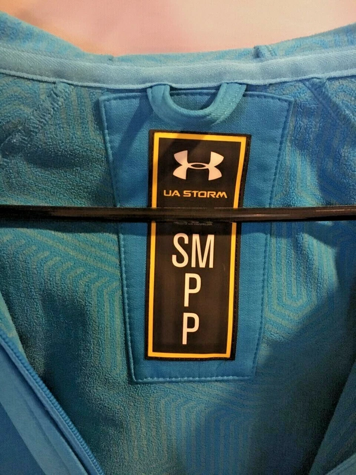 Chaqueta con capucha Under Armour Storm para mujer, forrada de lana resistente al agua pequeña CR1 Foto 3 de 3