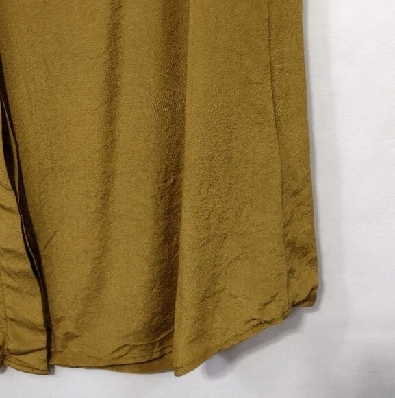 Blusa sin mangas Banana Republic 100 % seda con botones para mujer 6 amarillo mostaza Foto 4 de 4