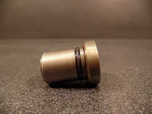 1973 73 KAWASAKI H1 500 H1500 OIL PUMP DRIVE HOUSING - Picture 3 of 5