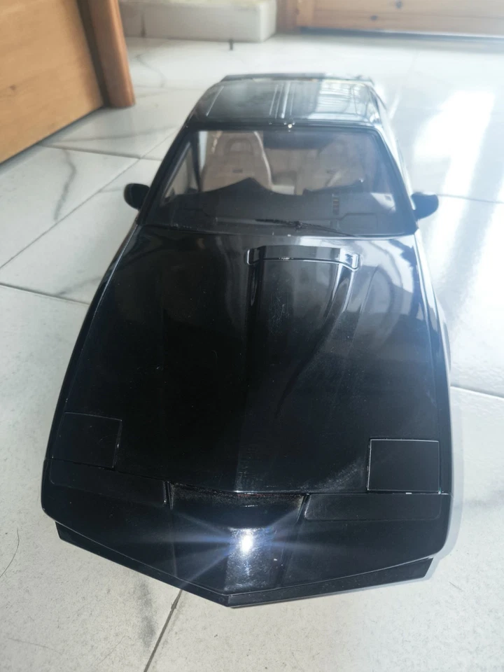 supercar kitt - Immagine 2 di 4