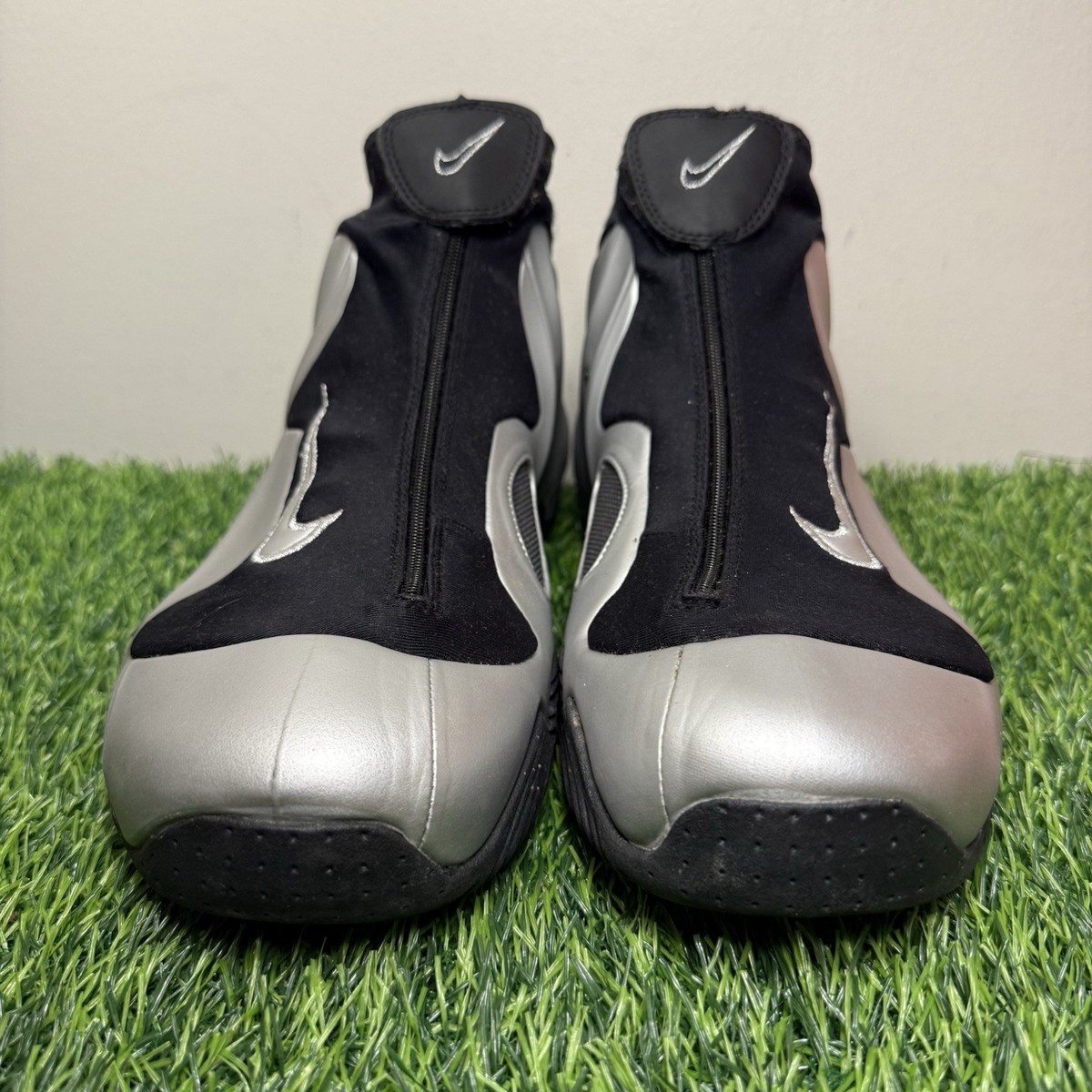 Nike Air Flightposite Metallic Silver Black 2008 Size 13 Sneakers