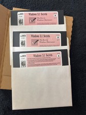 1982 Windows 3.1 Secrets INFO World 5.25 Media