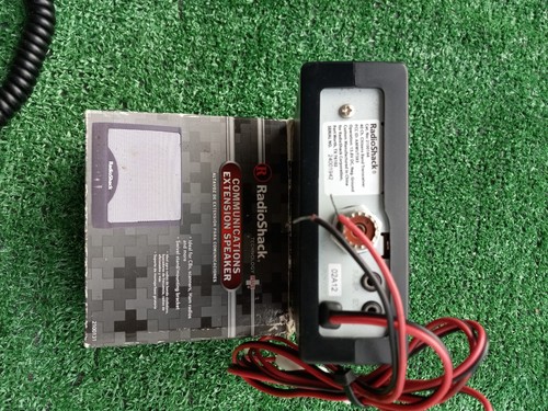 Original Realistic 40 CH CB Mobile Radio w/ speaker..(loud!) - Picture 3 of 7