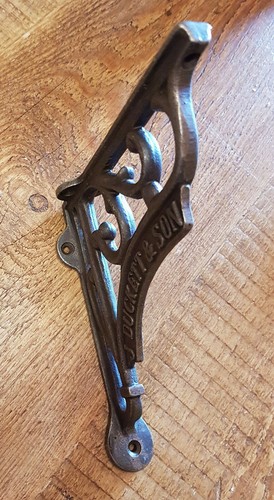 A Pair of Cast Iron J Duckett Shelf Bracket 5" x 5" Railway / Vintage /Retro - Picture 6 of 8