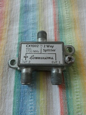 Lonnexions CX9002 2way Splitter Sat Technik 3x F Anschluss  Zb. zur Externen...