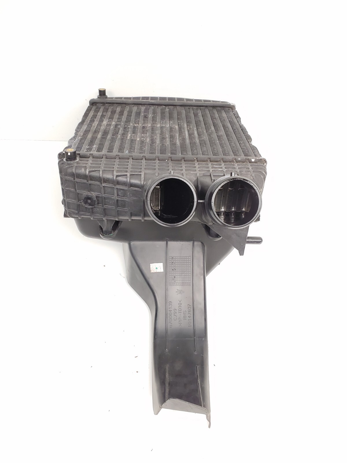 2014-2021 MASERATI GHIBLI S RIGHT PASSENGER FRONT RADIATOR INTERCOOLER OEM