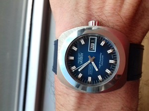 automatic watch frequency