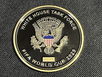 #ad 🔥 EXTREMELY RARE WHITE HOUSE TASK FORCE FIFA WORLD CUP 2026 COIN TRUMP 45 47 🔥 $1290.00