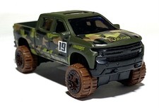 Hot Wheels 2021 Baja Blazers ‘19 CHEVY SILVERADO TRAIL BOSS LT 1:64 Scale 80/250