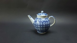 Antique C19th Chinese Kangxi Qing Dynasty Export Blue & White Porcelain Teapot