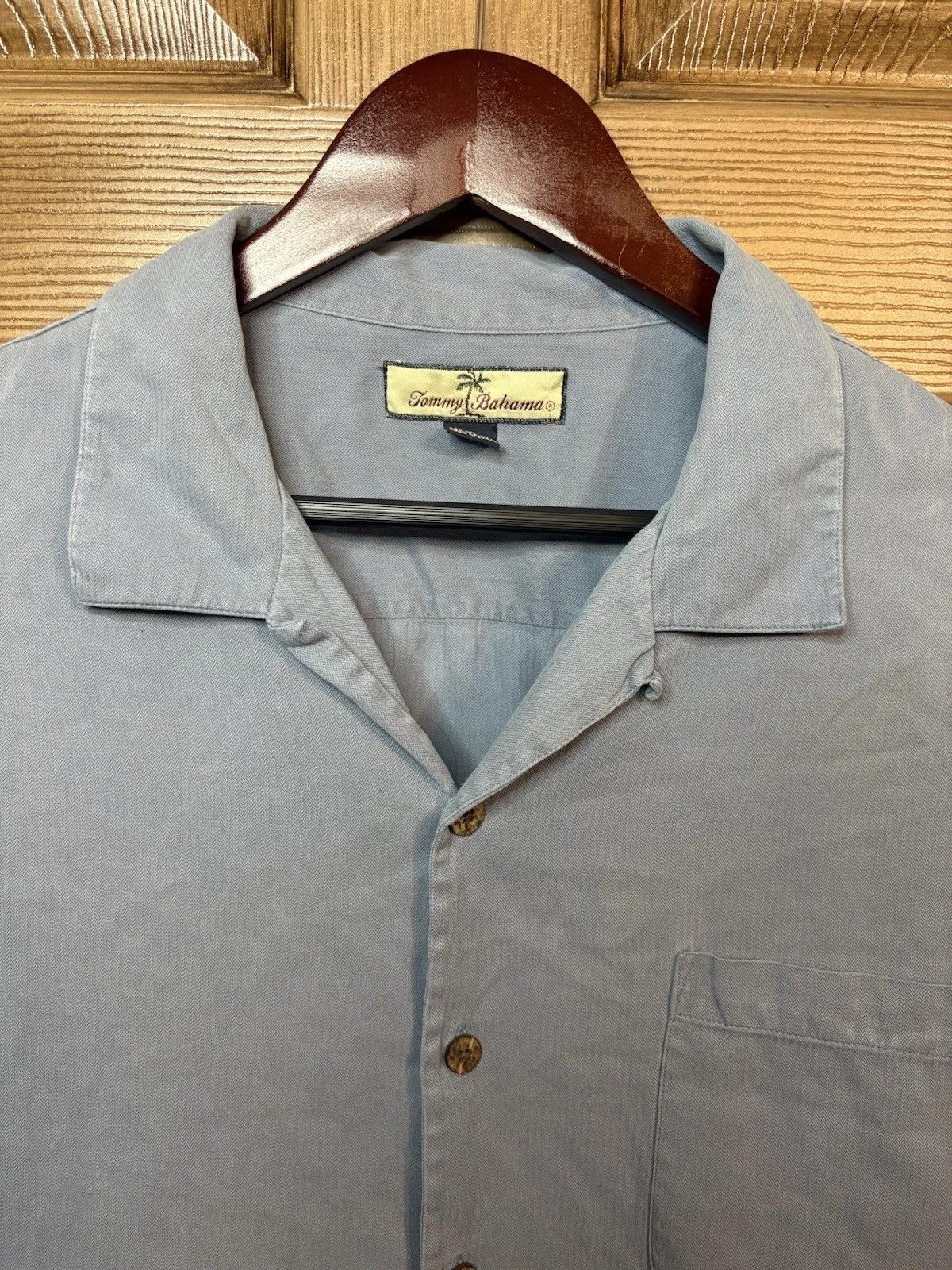 Tommy Bahama Shirt Mens XL Blue Loop Collar Button Up Collared short sleeve