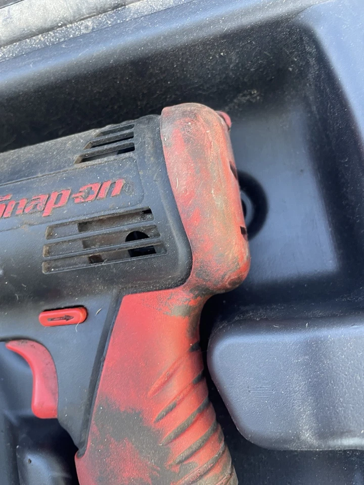 Snap-on CT4410A 14.4V 3/8-inch Drive Cordless Impact Gun Set Working Set !! - Image 4 of 4