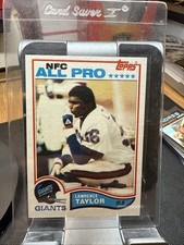 1982 Topps Set-Break #434 Lawrence Taylor RC NM OR BETTER VERY WELL CENTERED