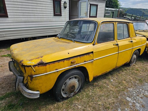Renault 8 - Picture 3 of 4