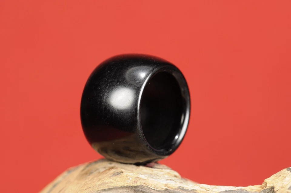 ANILLO GENERAL CERTIFICADO 25g 100% NATURAL XIN JIANG HOTAN JADE NEGRO TALLADO A MANO Foto 4 de 4