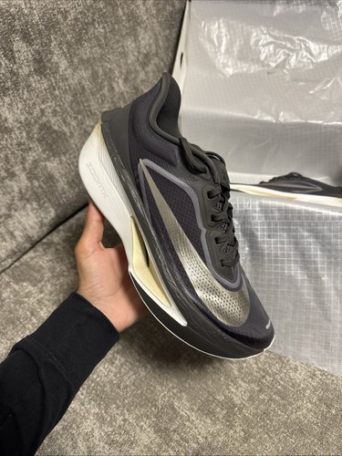 Größe UK 7,5 - Nike Zoom Fly 6 Laufschuhe Turnschuhe schwarz grau weiß - UVP 155£ - Bild 2 von 24