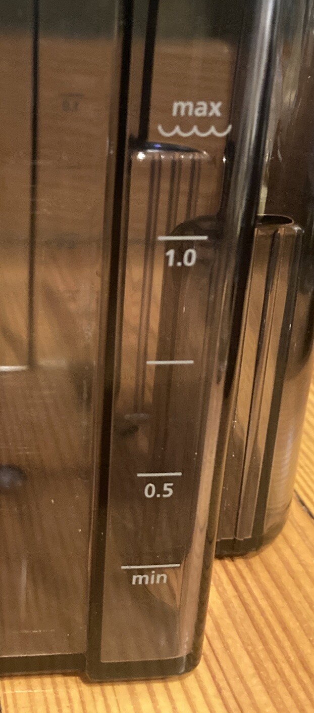 Picture 4 of 8