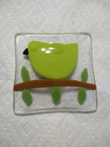 FUN AND COLORFUL FUSED GLASS / ART GLASS BIRD PLATE/TRINKET DISH 5" - Picture 2 of 6