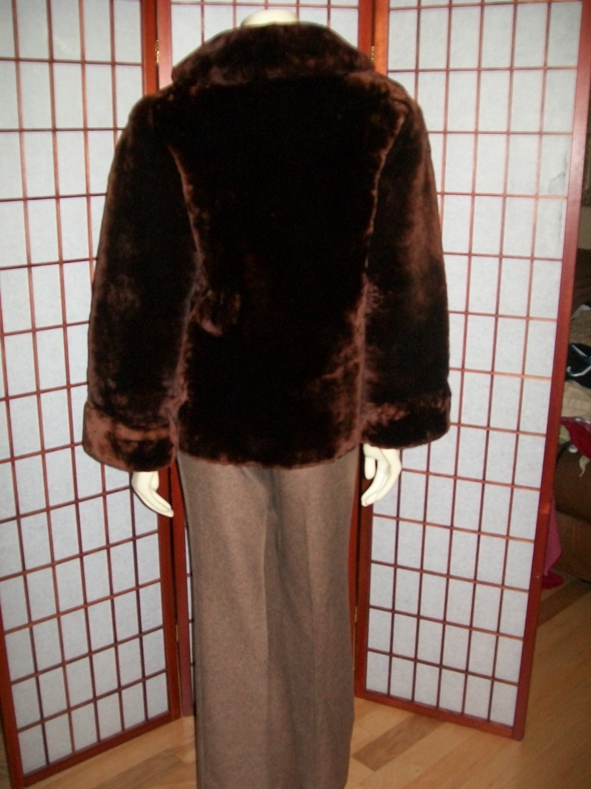 Mouton Coat S Chocolate Brown VTG 1950s Shearling Coa… Gem