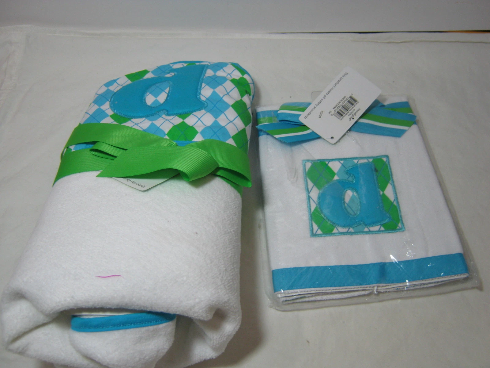 2 PC MUDPIE INITIAL " D " Hood Bath Towel Burp Cloth Blue/Green ARGYLE ACCENTS