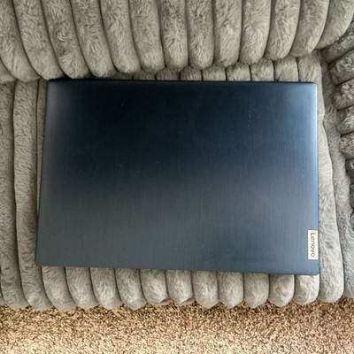 Lenovo IdeaPad 3 
