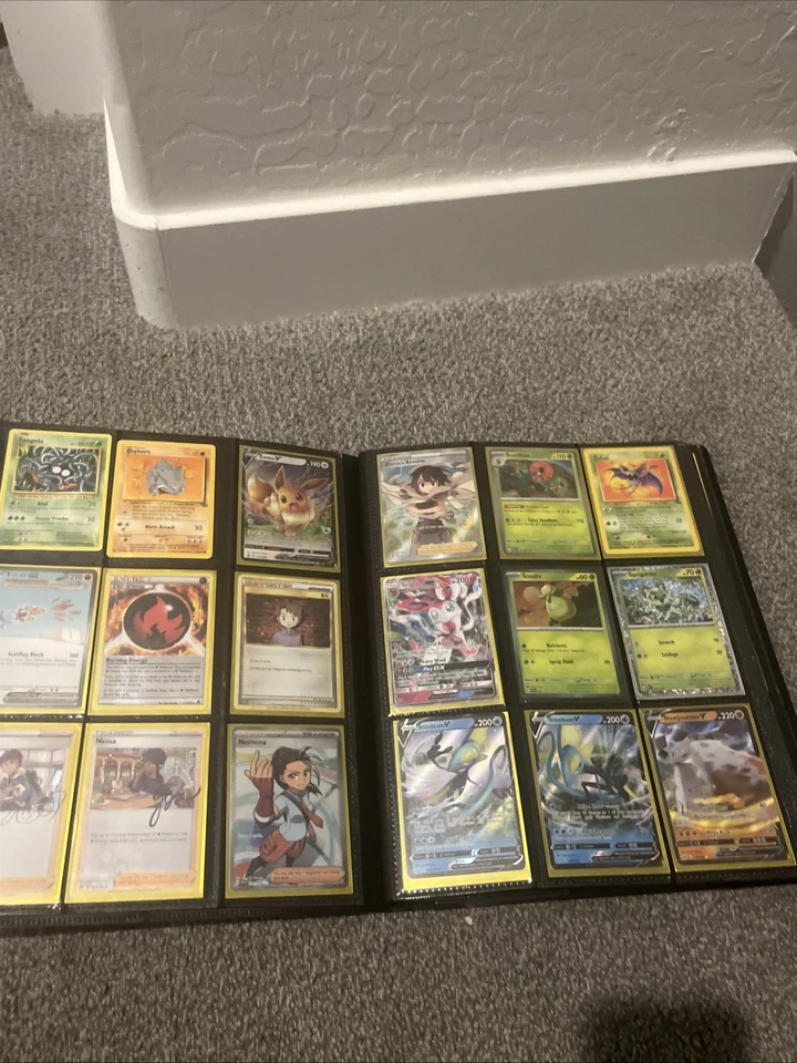 Carpeta Pokémon Foto 2 de 4