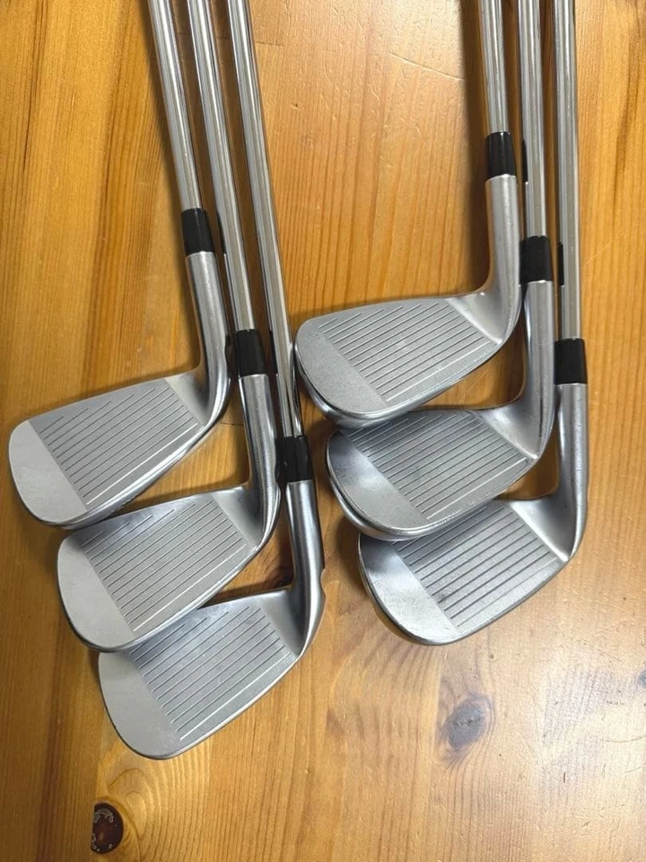 Juego de plancha Ping i210 6 piezas 5-9-W punto azul rígido flexible dinámico dorado S200 diestro Foto 3 de 4