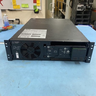 APC SRT5KRMXLI 5kVA USV Doppelumbau Rackmount 2HE IEC USB schwarz