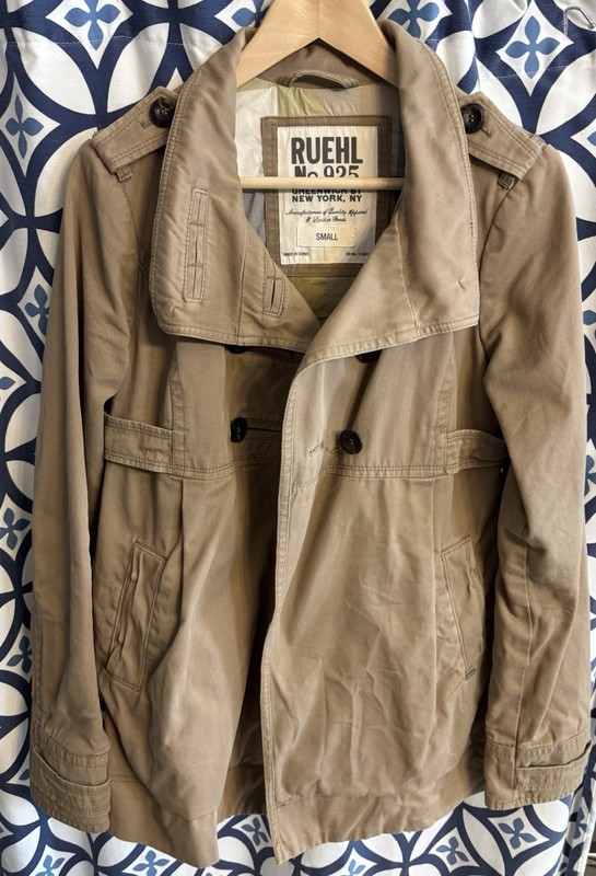 Ruehl No 925 Womans Small Beige Jacket Trench Coat Belt Double Breasted