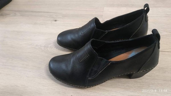 Women Clarks Heels Black Leather 41 #7A36
