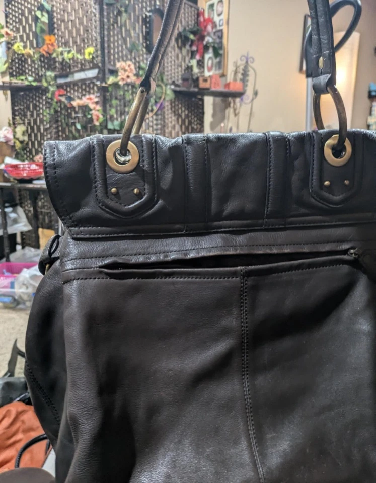 BOLSO DE MANO GRANDE DE CUERO NEGRO FLEXIBLE SUAVE vintage ANNE KLEIN ♡ en muy buen estado Foto 4 de 4